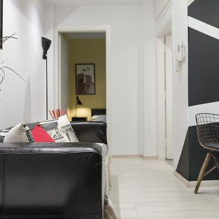 Acropolis Cozy Studio By Livin Urbban Aten Exteriör bild